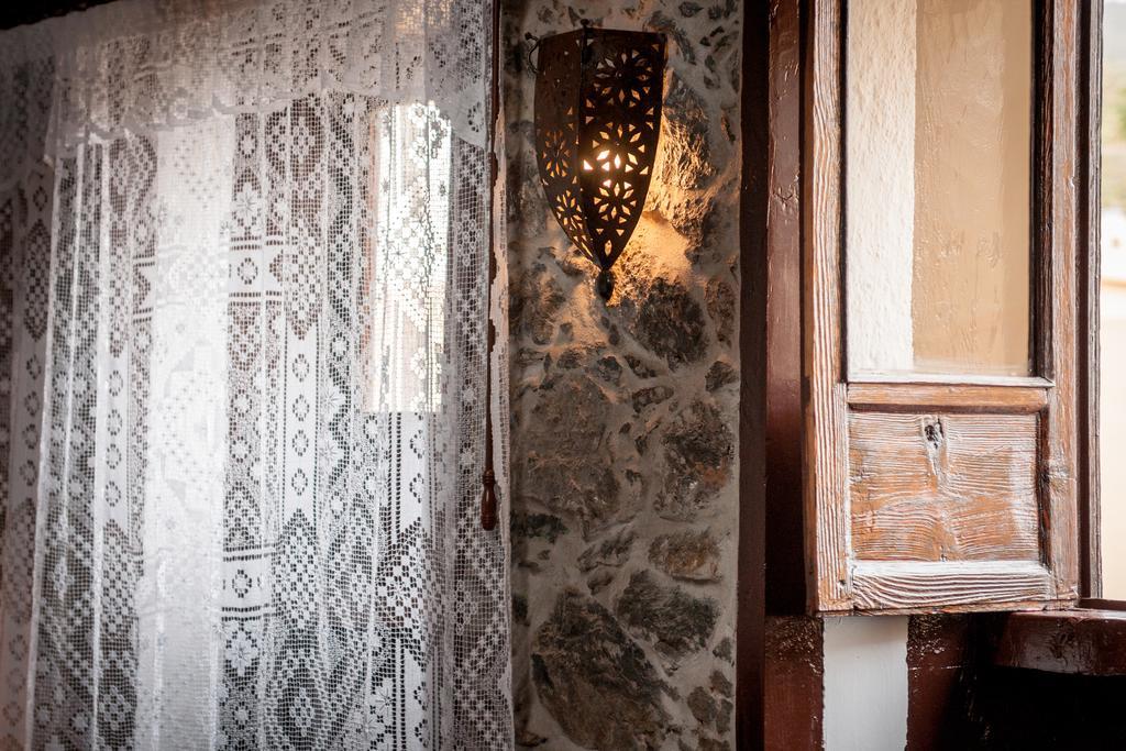 Ecoverode Hotel Emblematico Vegetariano Vegano アロナ エクステリア 写真